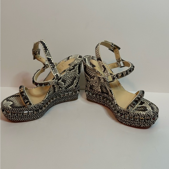 CHRISTIAN LOUBOUTIN CATACLOU STUDDED SNAKE PRINT ESPADRILLE WEDGES SIZE 37 - Picture 4 of 9